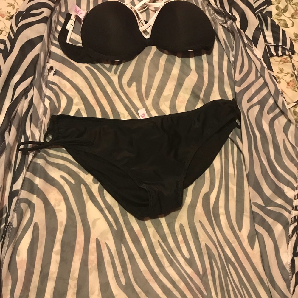 Zebra cover up and bathing suit
